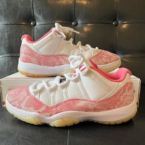 Women’s Jordan 11 Low‎ “Pink Snakeskin” Sz 9.5